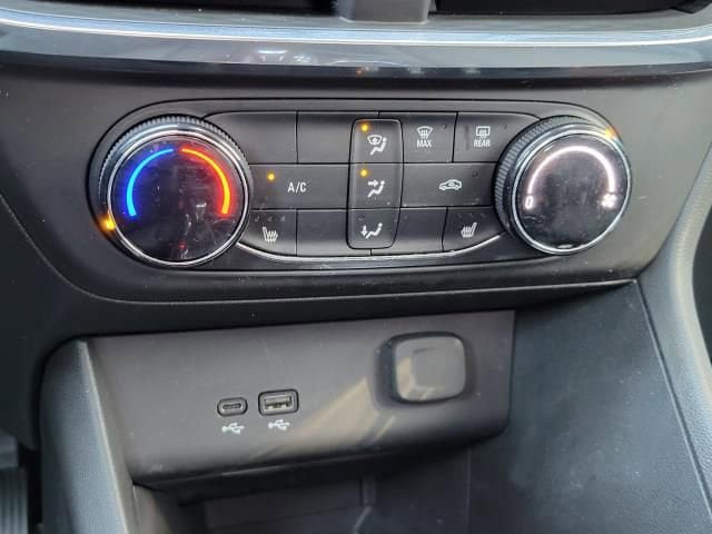Used 2024 Buick Encore GX Preferred w/ Comfort Package AWD/4WD image 33