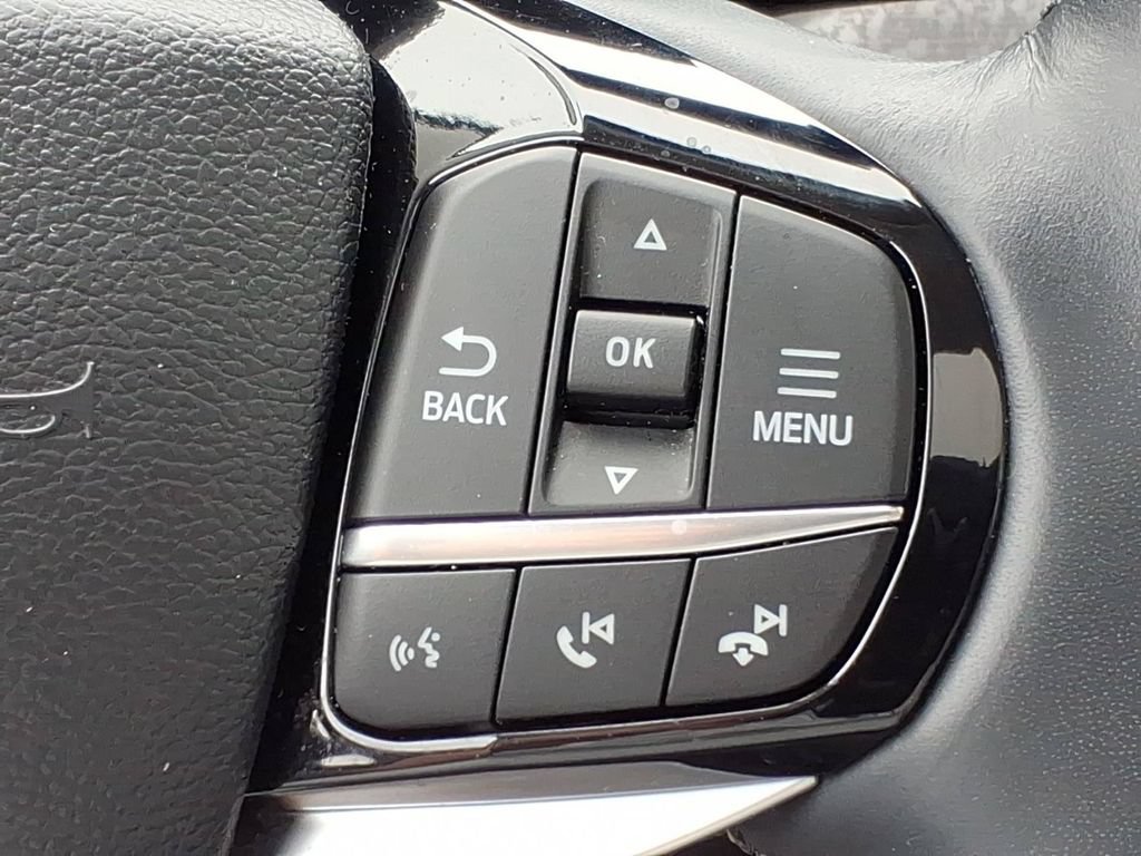 Used 2025 Ford Explorer Platinum w/ Ultimate Package AWD/4WD image 25