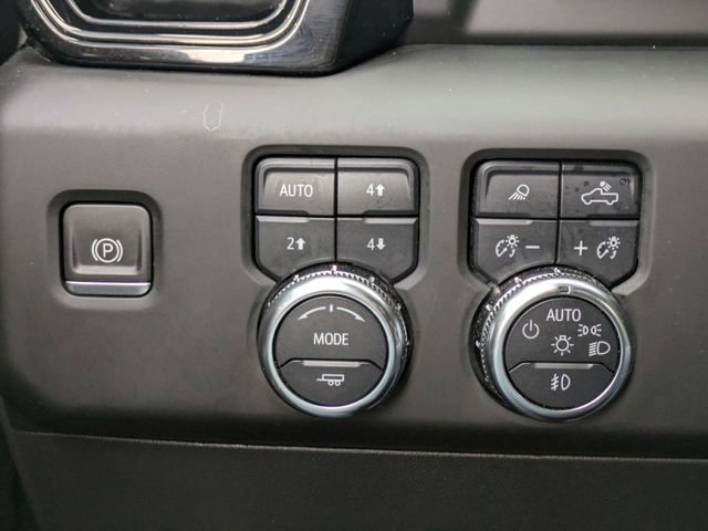 Used 2024 GMC Sierra 1500 AT4X image 27
