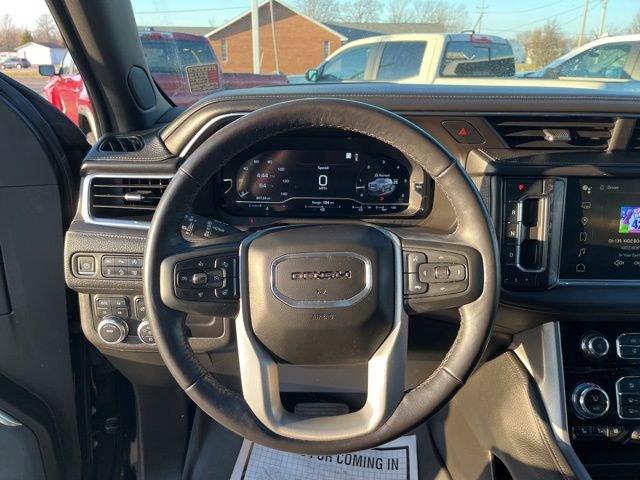 Used 2022 GMC Yukon XL Denali image 15