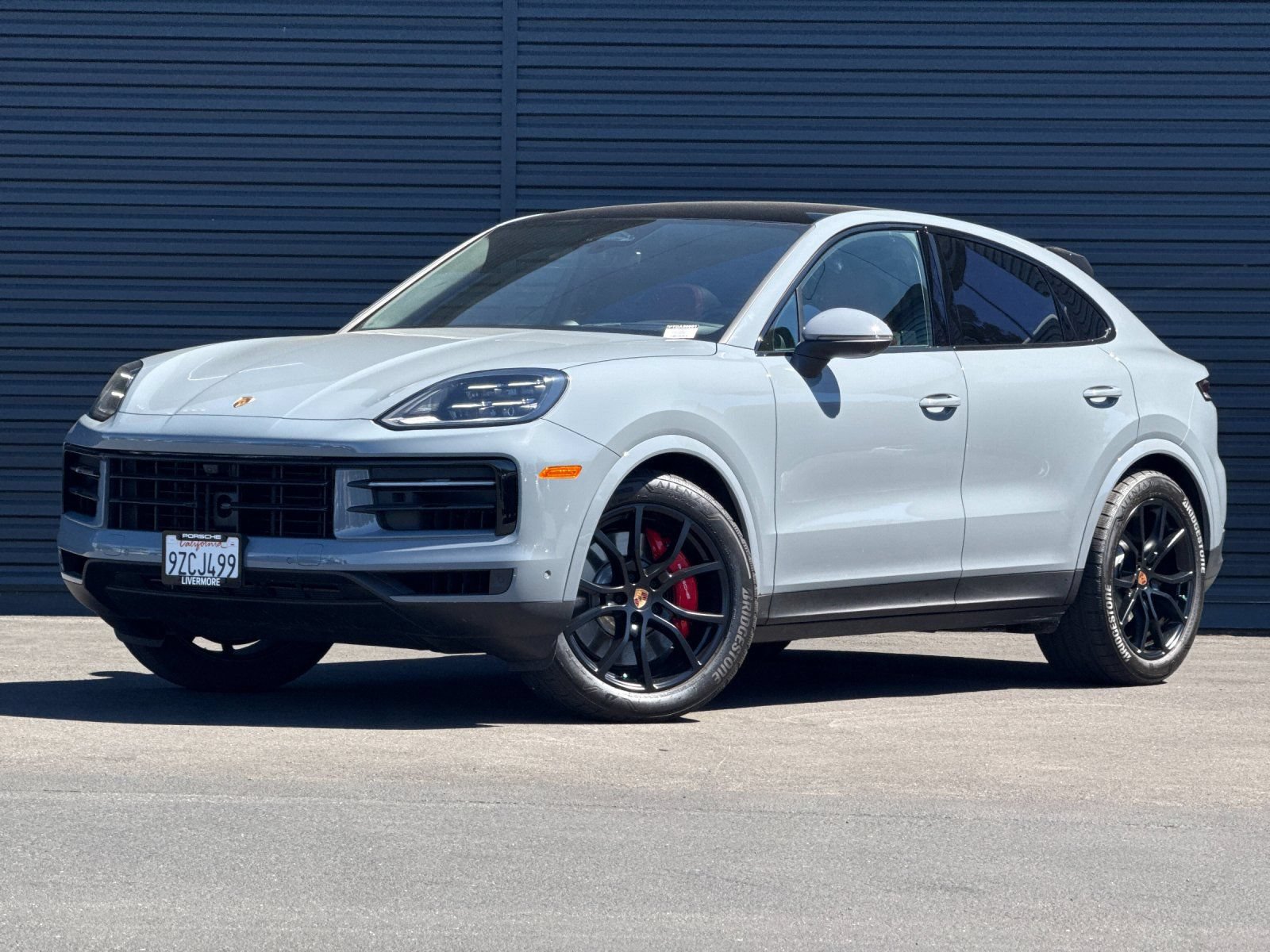 Certified 2026 Porsche Cayenne S AWD/4WD image 2