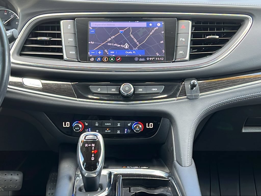 Used 2020 Buick Enclave Avenir w/ Avenir Technology Package AWD/4WD image 14