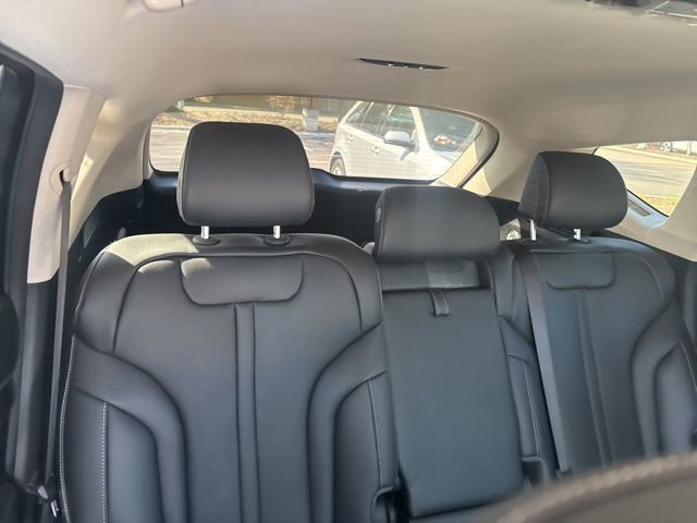 Used 2024 Genesis GV80 2.5T image 12