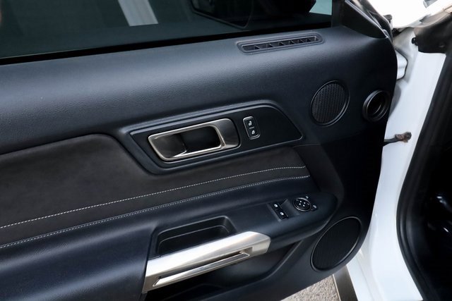 Used 2018 Ford Mustang Shelby GT350 w/ Convenience Package image 28