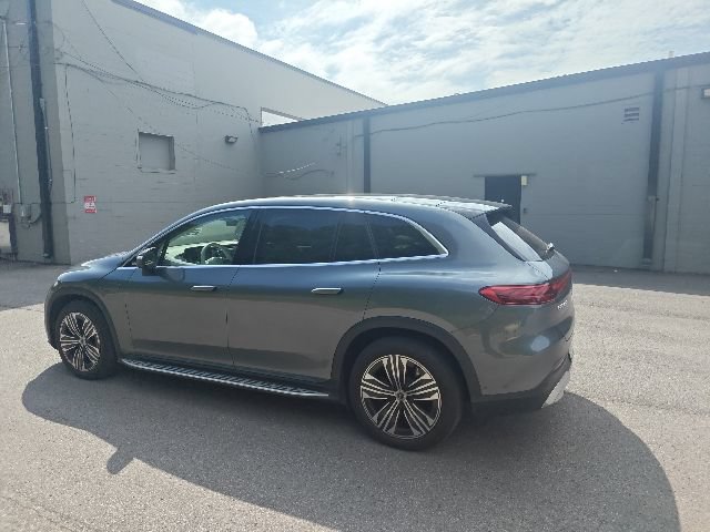 Used 2023 Mercedes-Benz EQS 450+ SUV image 4