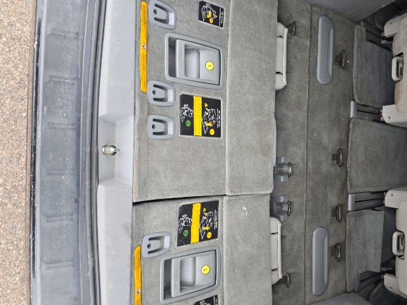 Used 2014 Toyota Sienna XLE image 28