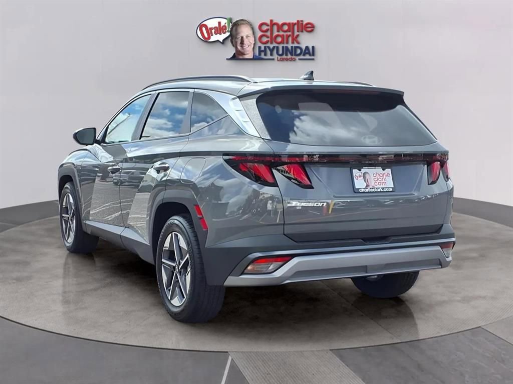New 2026 Hyundai Tucson SEL image 3
