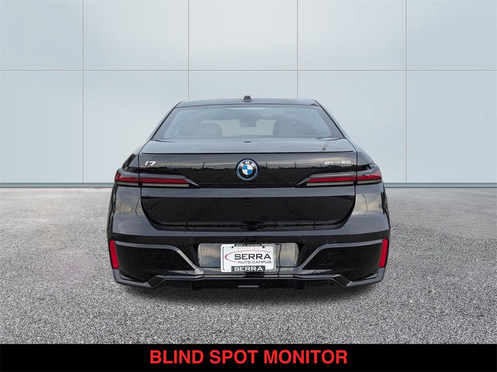 New 2025 BMW i7 eDrive50 w/ M Sport Package image 5