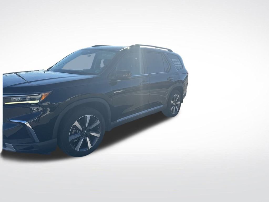 Used 2023 Honda Pilot Elite image 9