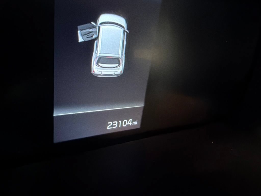 Used 2024 Kia Soul LX w/ Option Group 015 FWD image 3