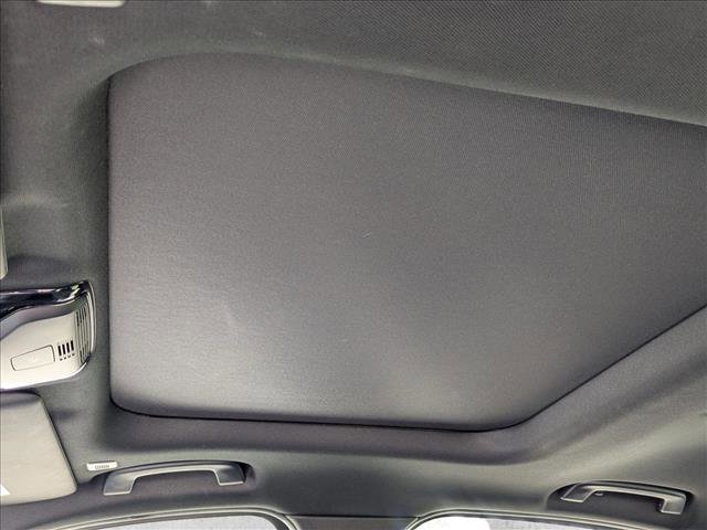 Used 2022 BMW 330i Sedan w/ Driving Assistance Package image 14