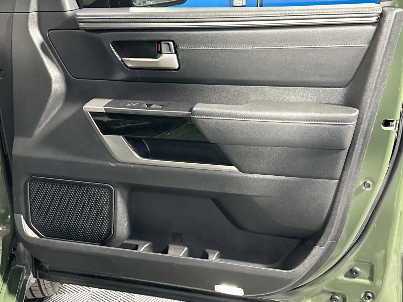 Used 2023 Toyota Tundra Limited image 38