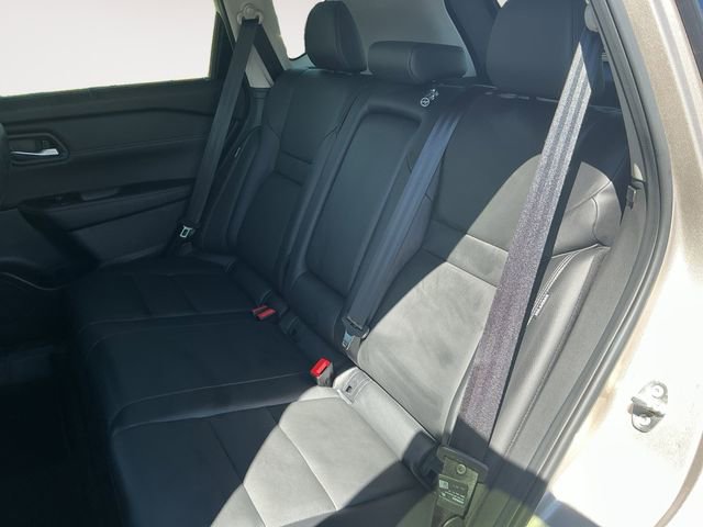 Used 2024 Nissan Rogue SL w/ SL Premium Package image 6