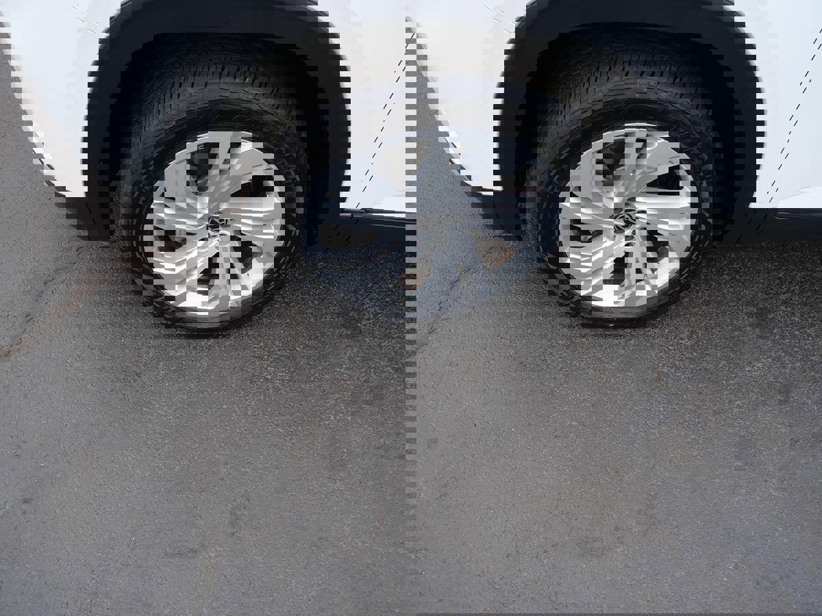 Used 2021 Volkswagen Atlas SE w/ Panoramic Sunroof Package image 38