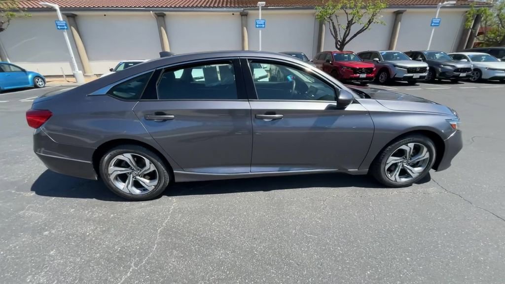 Used 2019 Honda Accord EX image 9