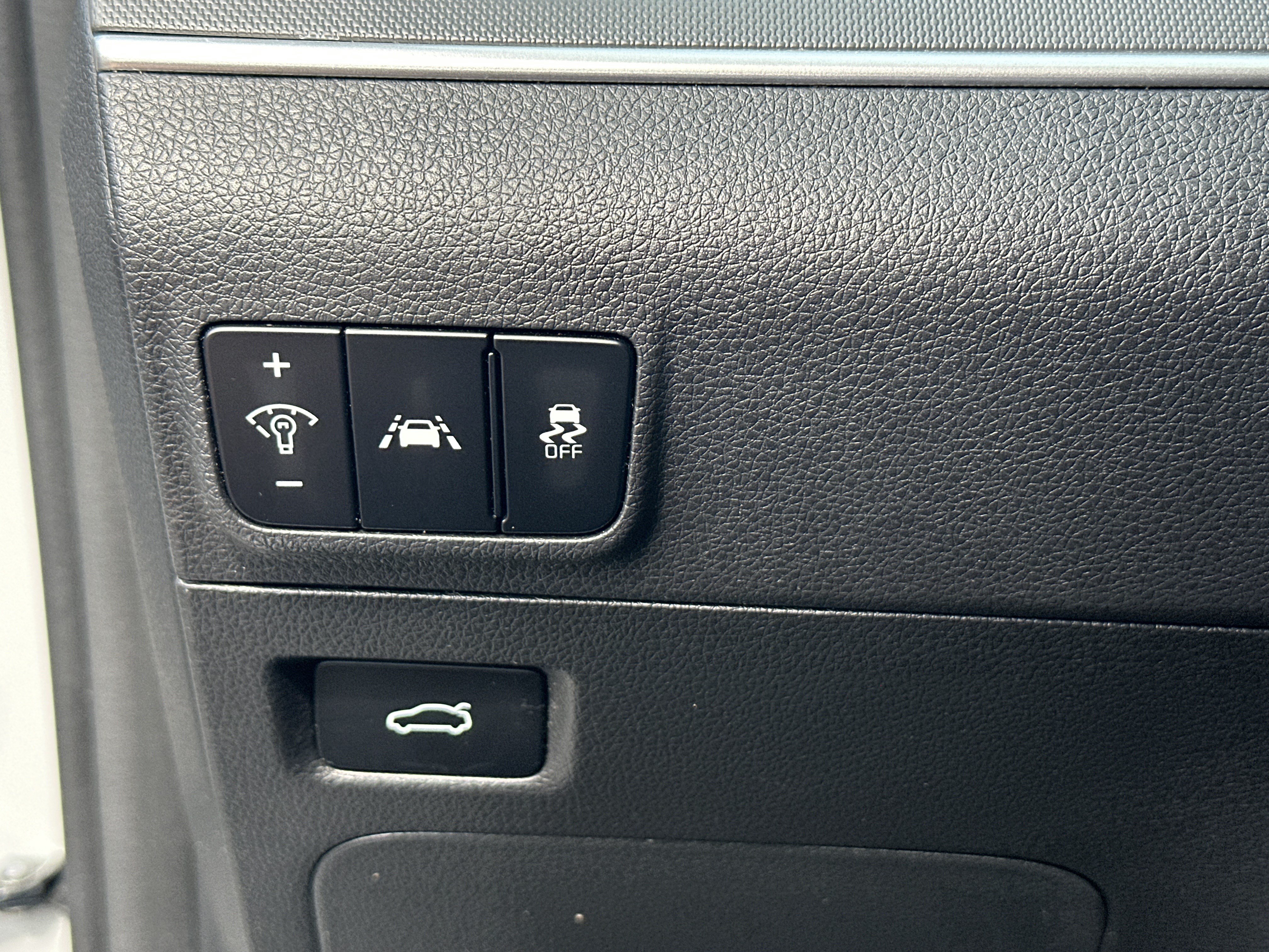 Used 2022 Kia K5 GT-Line FWD image 25