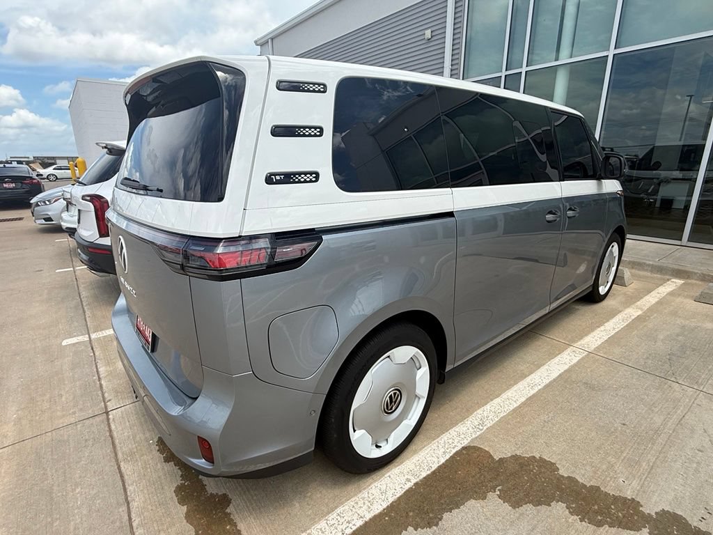 Certified 2025 Volkswagen ID. Buzz 1st Edition RWD image 6