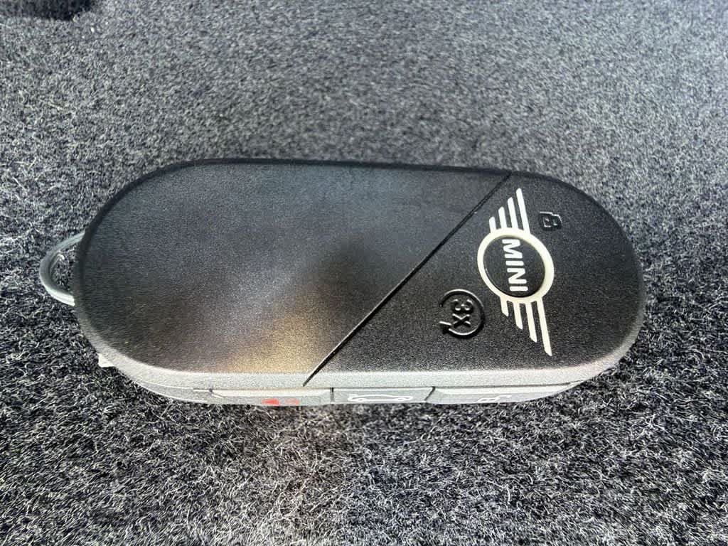 Used 2025 MINI Cooper S FWD image 28