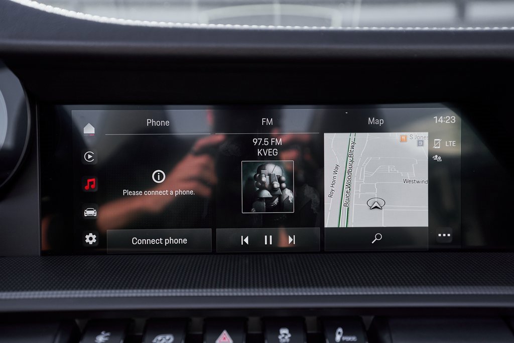 Used 2024 Porsche 911 Carrera GTS w/ Premium Package image 61