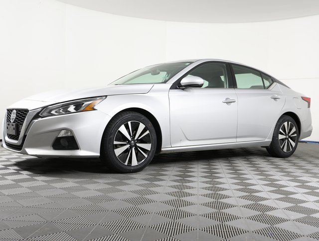 Used 2020 Nissan Altima 2.5 SL image 1