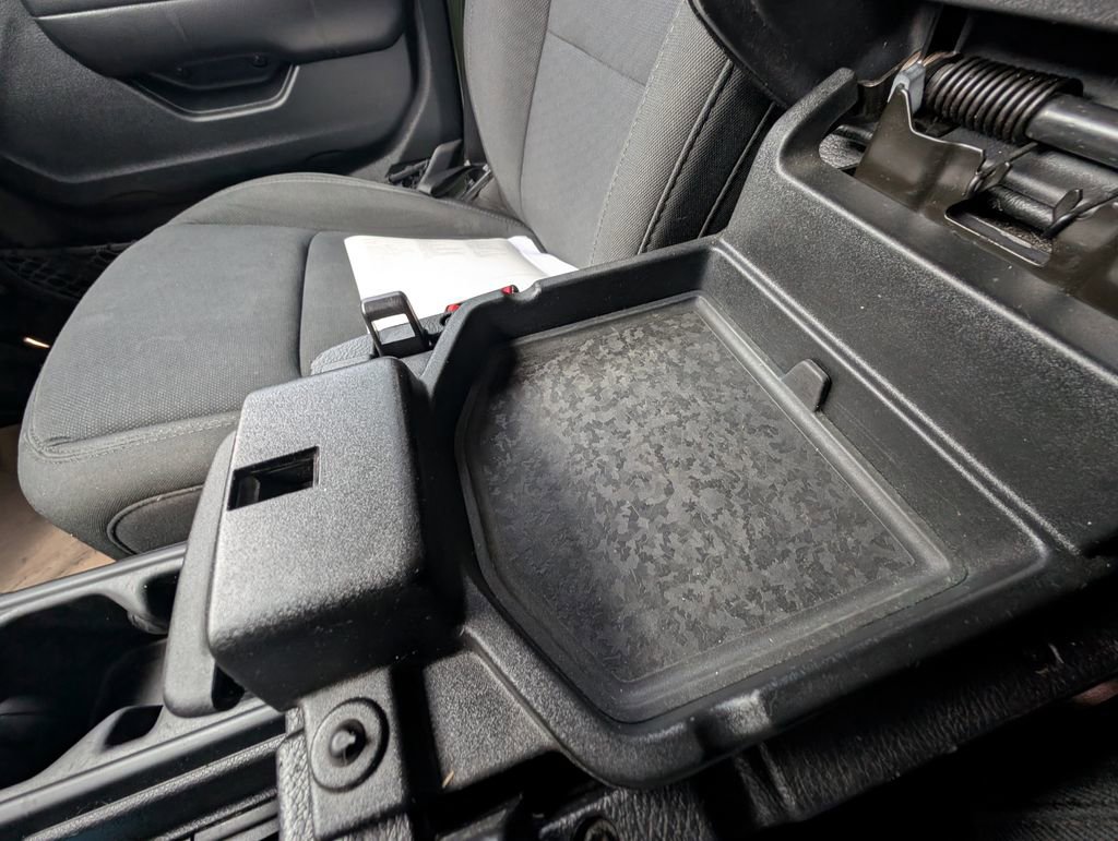 Used 2021 Jeep Wrangler Unlimited Sport image 36