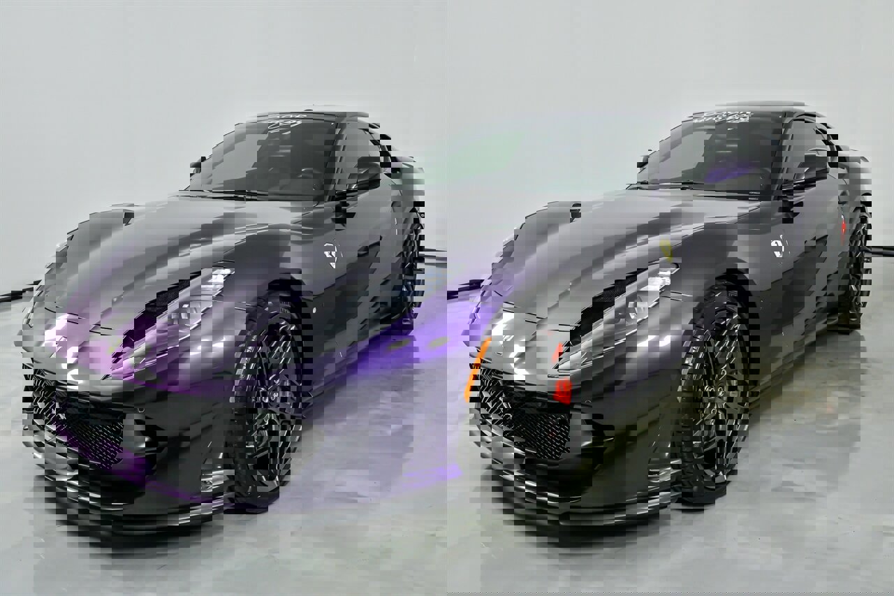 Used 2019 Ferrari 812 Superfast image 6