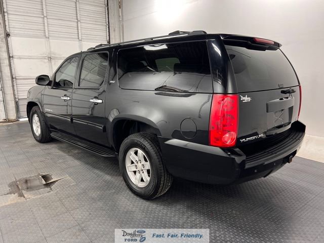 Used 2014 GMC Yukon XL SLT RWD image 5