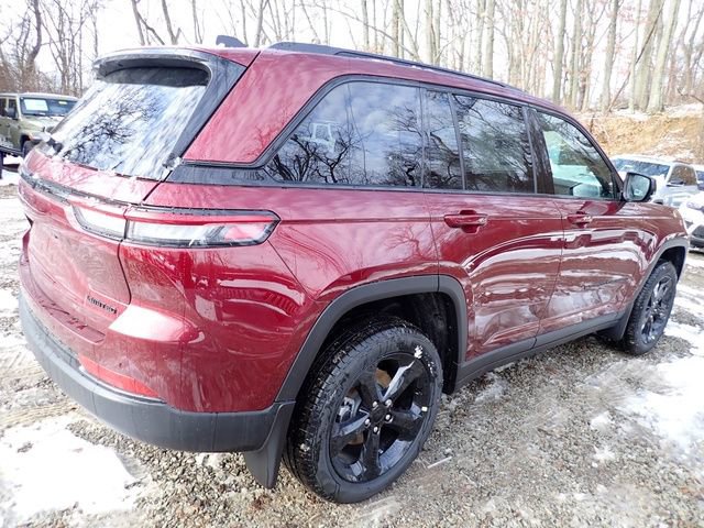 New 2025 Jeep Grand Cherokee Limited w/ Black Appearance Package image 7