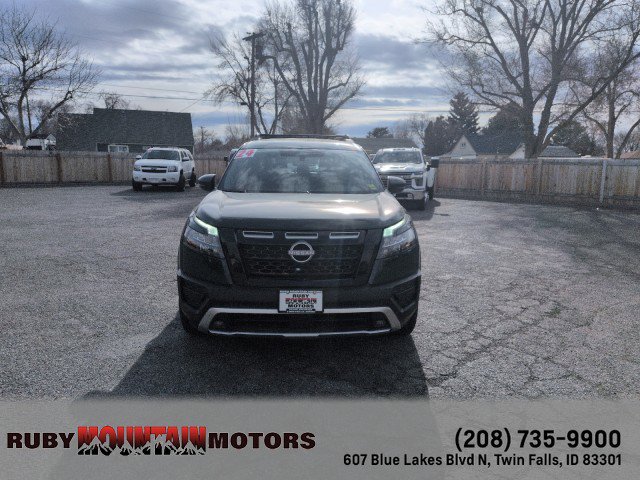 Used 2024 Nissan Pathfinder Rock Creek AWD/4WD image 2