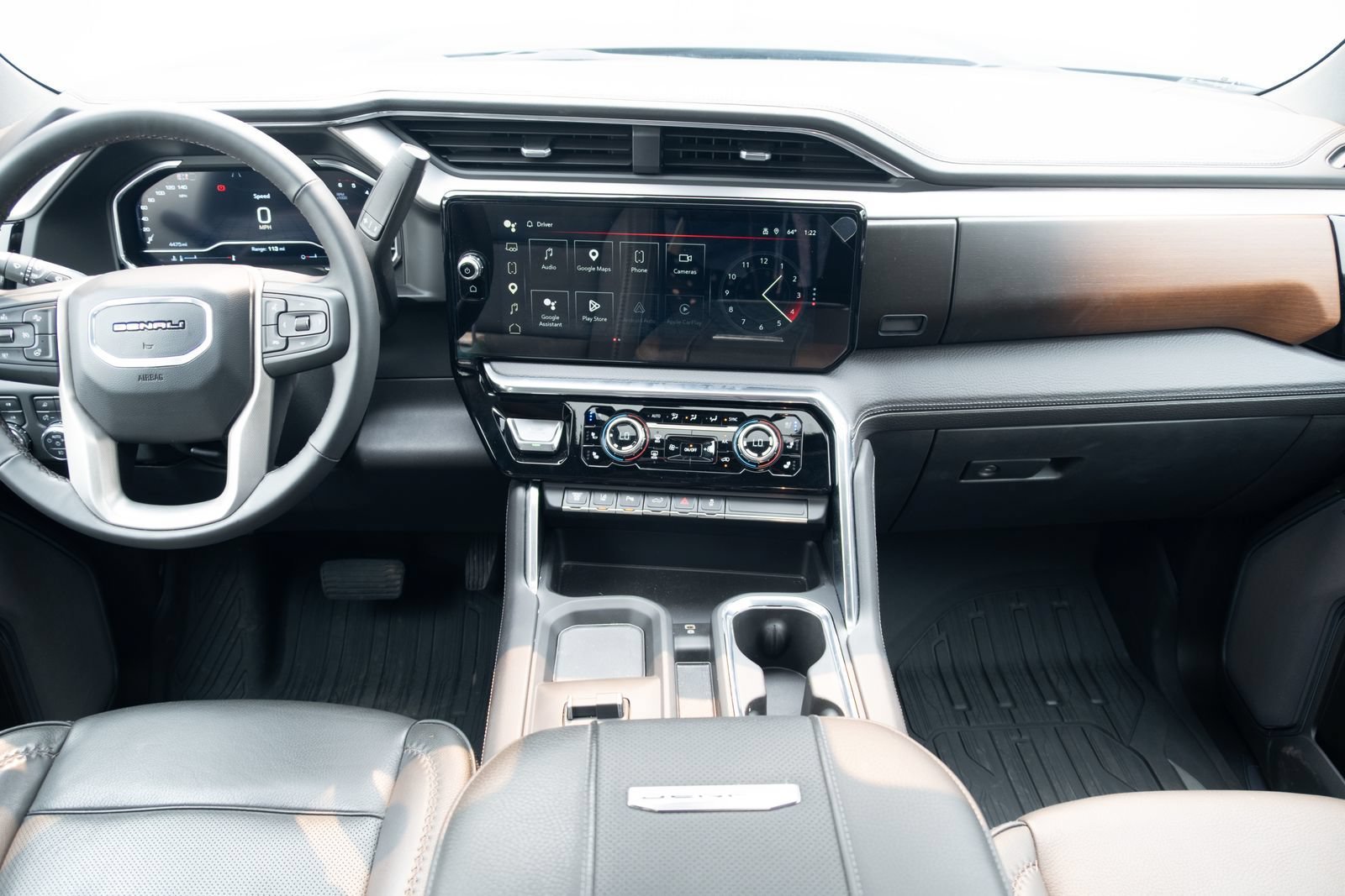 Used 2024 GMC Sierra 3500 Denali w/ Denali Reserve Package AWD/4WD image 23