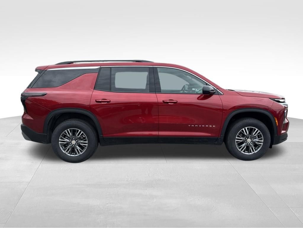 Used 2026 Chevrolet Traverse LT AWD/4WD image 7