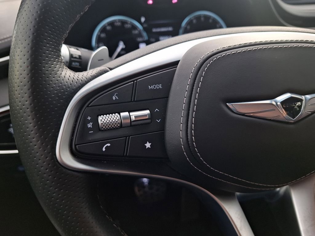 Used 2025 Genesis GV70 2.5T Sport Prestige w/ Sport Prestige Package image 17