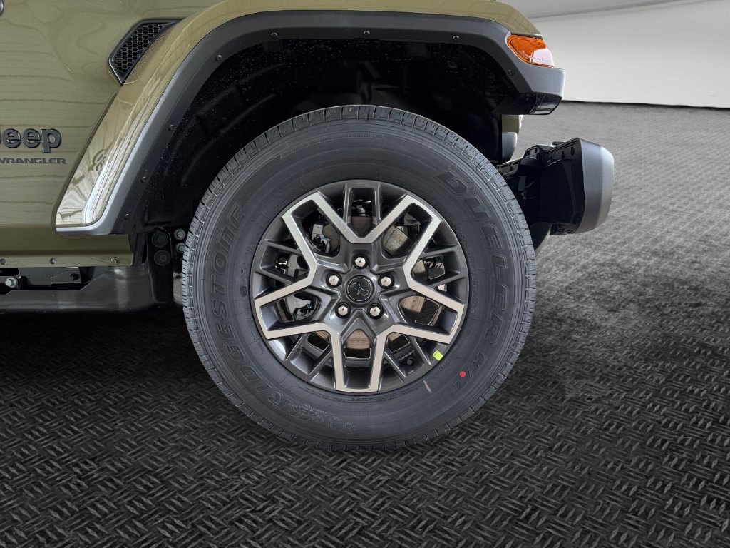 New 2026 Jeep Wrangler Unlimited Sahara w/ Safety Group AWD/4WD image 11