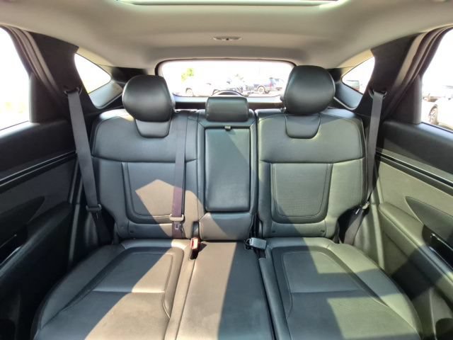 Used 2023 Hyundai Tucson Limited w/ Winter Package AWD/4WD image 23