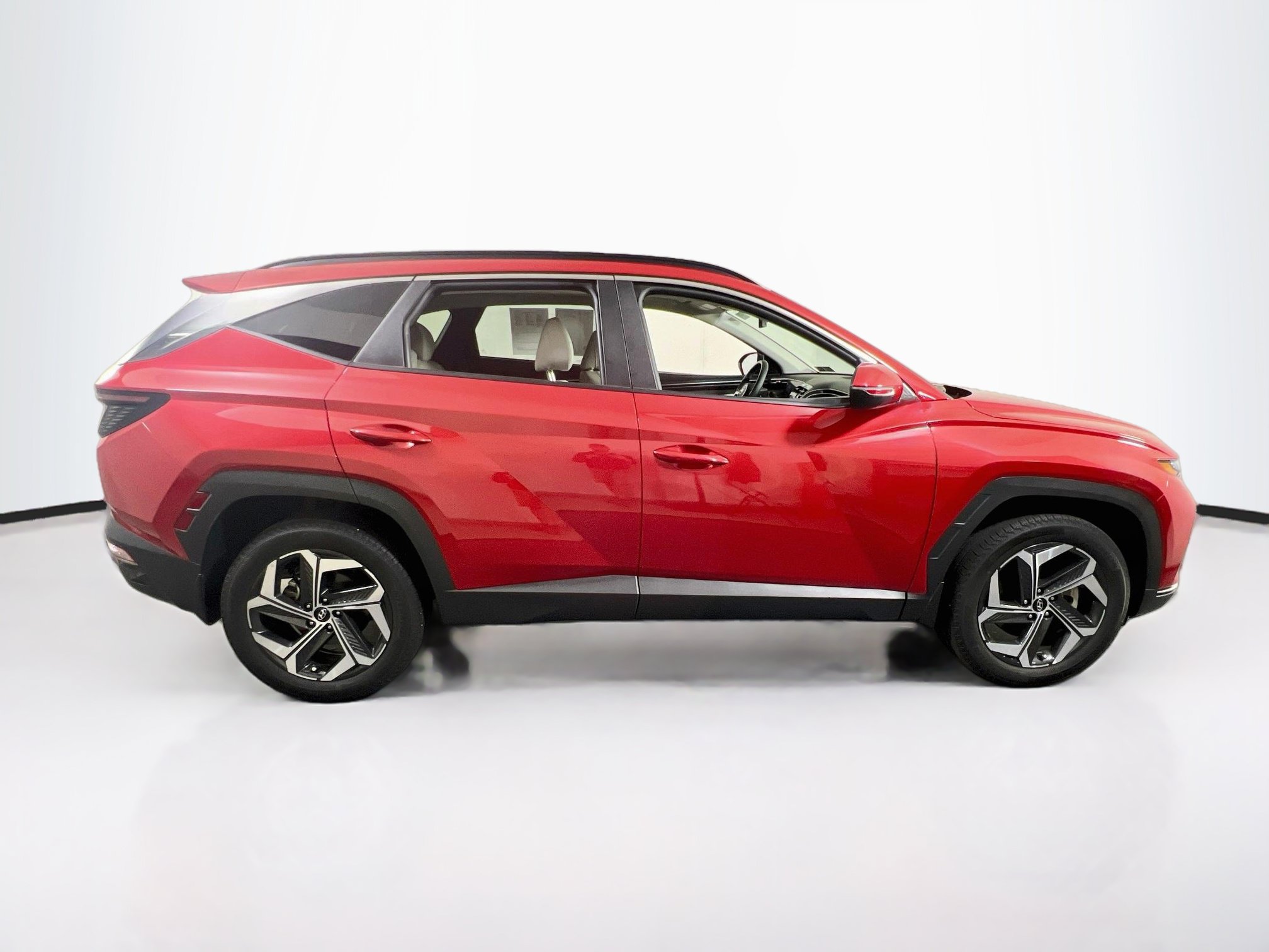 Used 2023 Hyundai Tucson SEL w/ Convenience Package AWD/4WD image 4