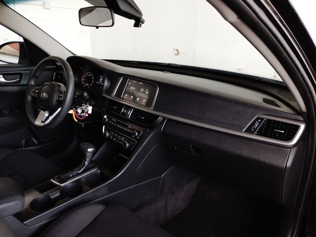 Used 2020 Kia Optima LX FWD image 12
