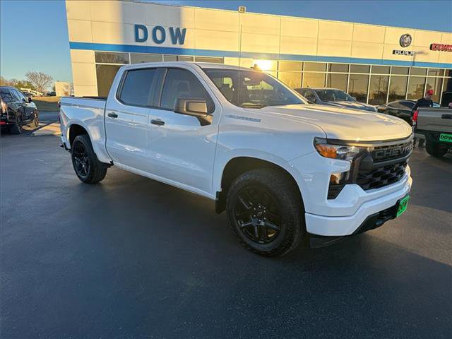 Used 2024 Chevrolet Silverado 1500 Custom image 4