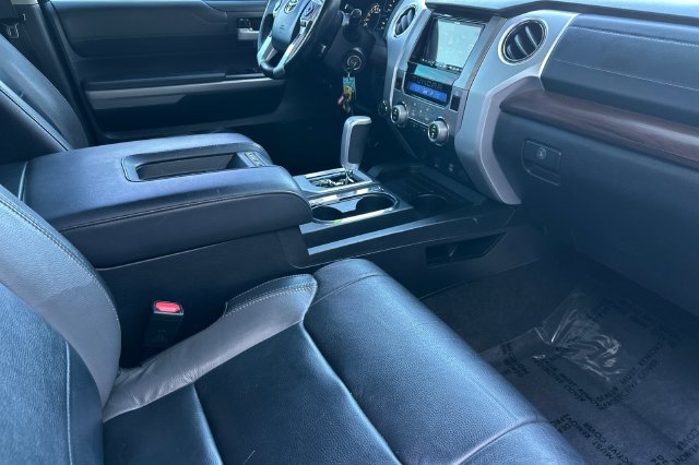 Certified 2018 Toyota Tundra Limited w/ Limited Premium Package AWD/4WD image 19