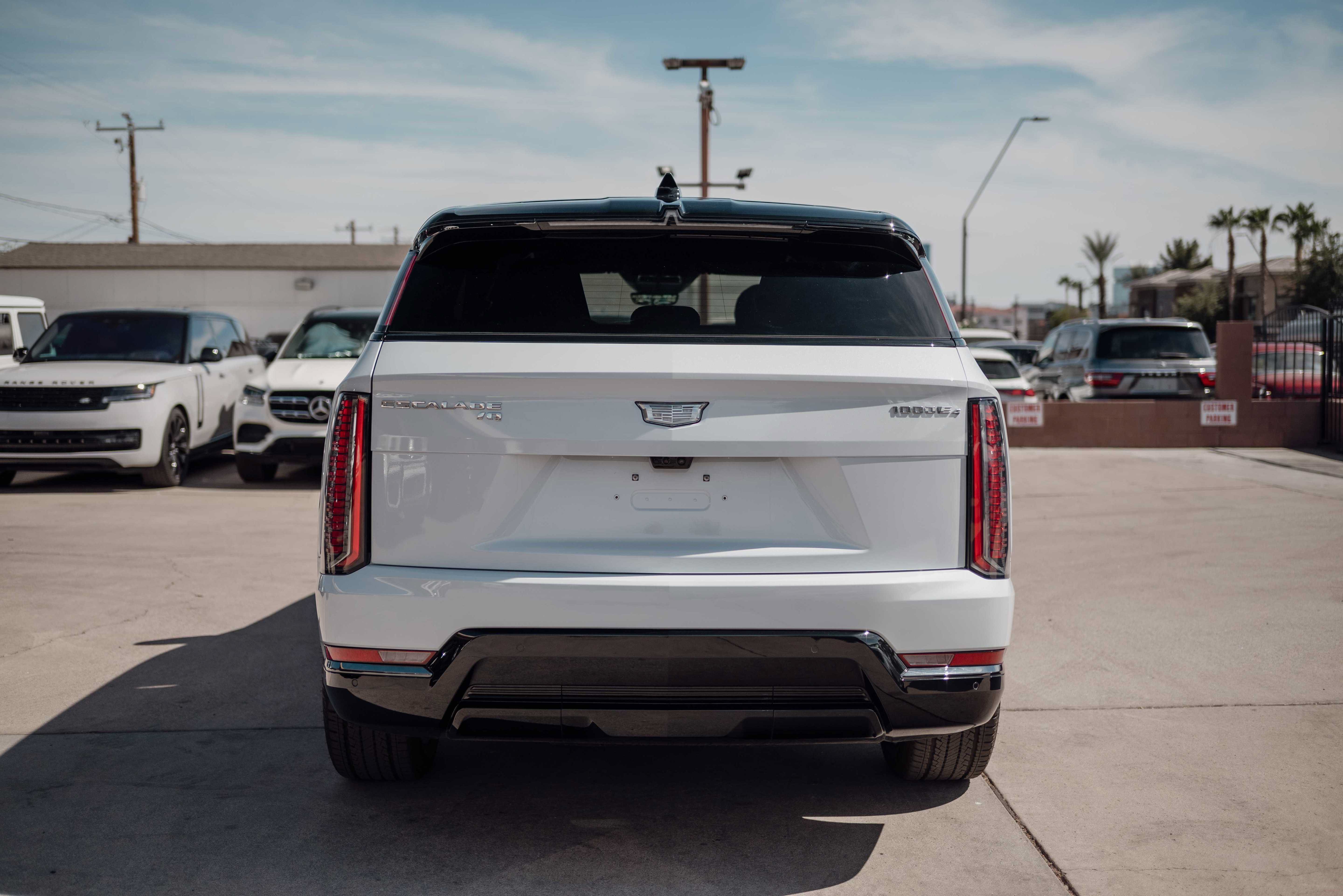 Used 2026 Cadillac Escalade IQ Sport 1 AWD/4WD image 5