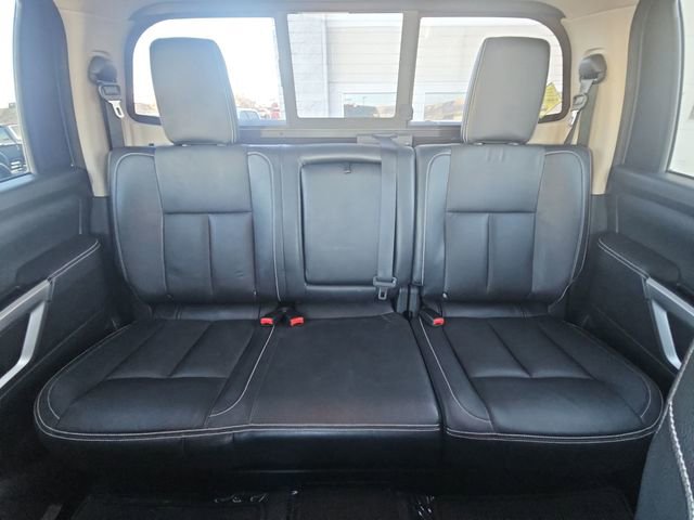 Used 2019 Nissan Titan PRO-4X w/ Pro-4x Convenience Package AWD/4WD image 24