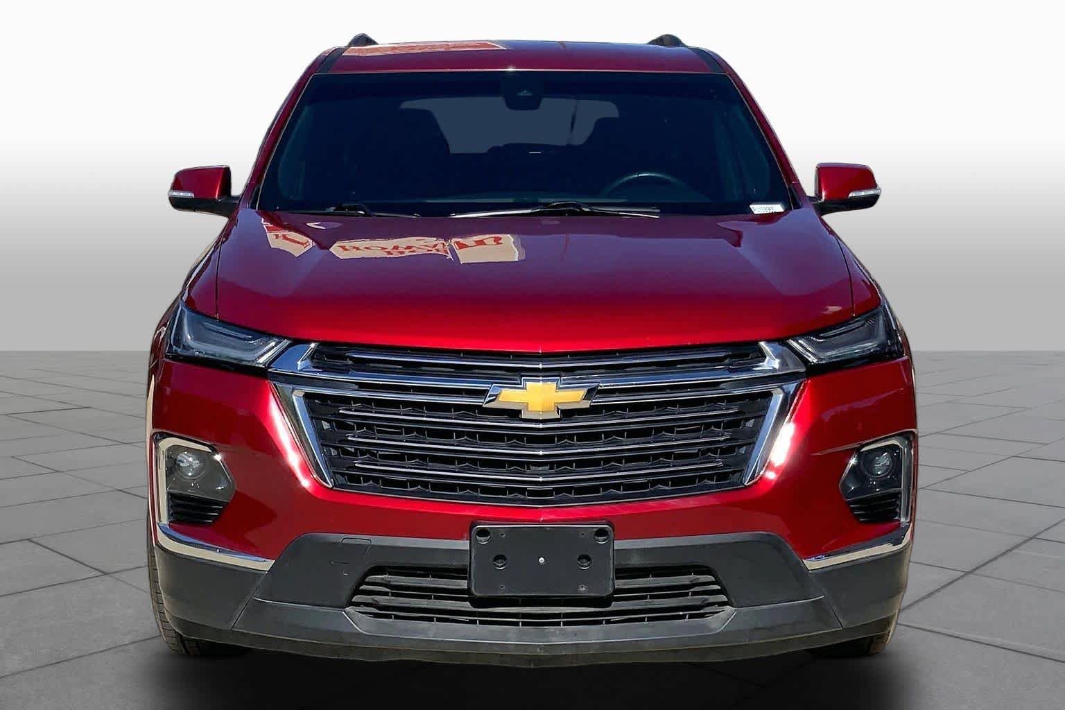 Used 2023 Chevrolet Traverse LT FWD image 4