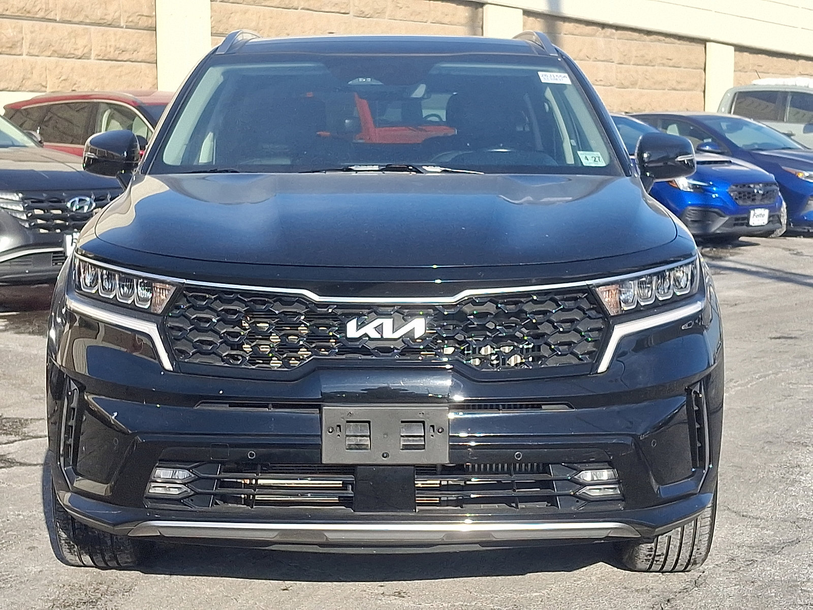 Certified 2022 Kia Sorento EX w/ Panoramic Sunroof Package image 2