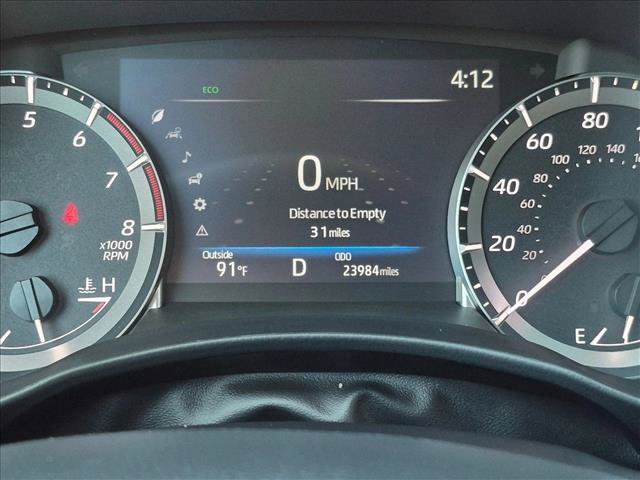 Certified 2024 Toyota Highlander XLE FWD image 11