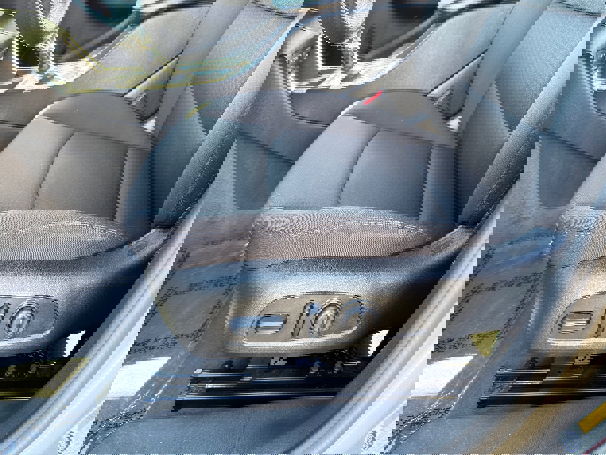 Used 2023 Chevrolet Malibu LT image 25