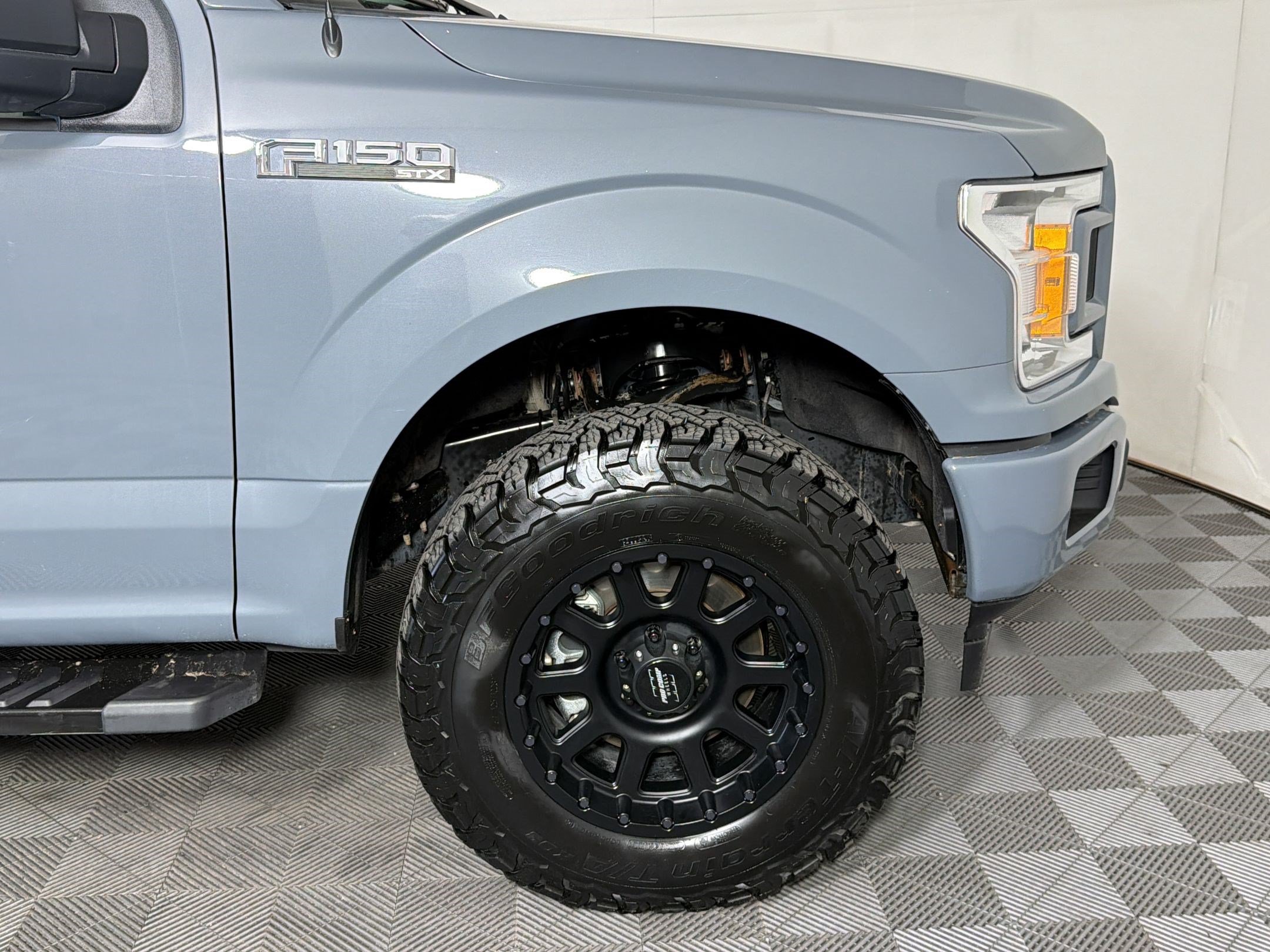 Used 2019 Ford F150 XL w/ Equipment Group 101A Mid AWD/4WD image 13