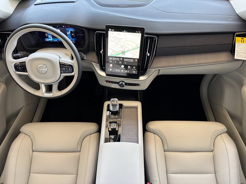 New 2026 Volvo XC90 T8 Ultra w/ Protection Package Premier AWD/4WD image 12