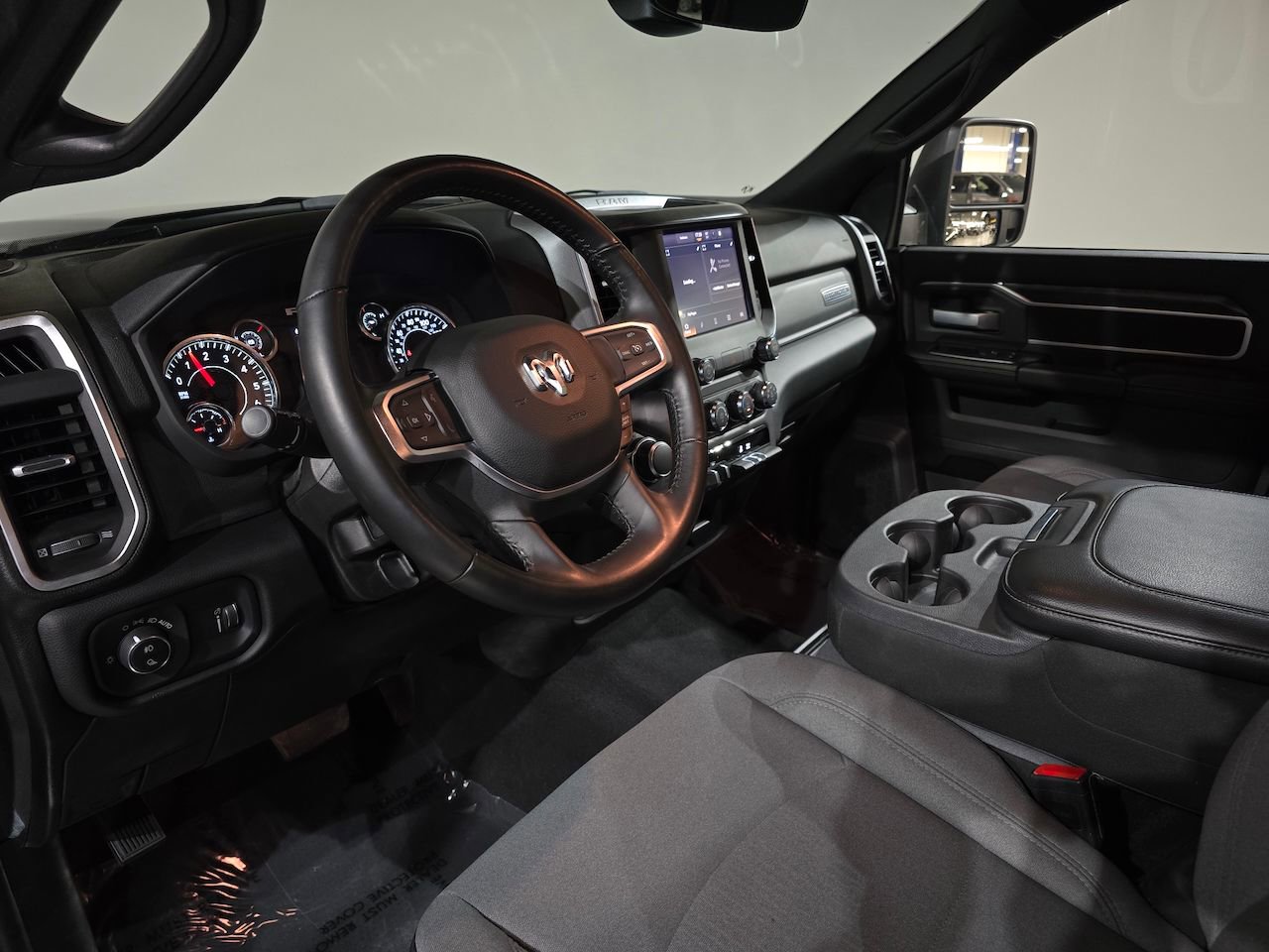 Used 2024 RAM 2500 Big Horn image 18