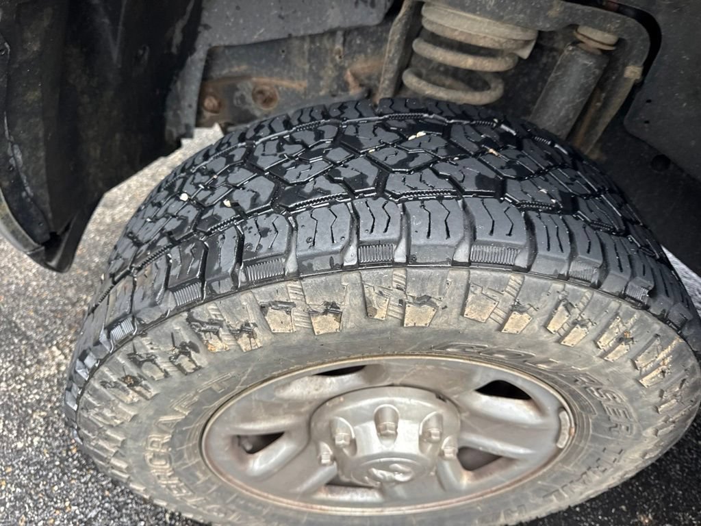 Used 2015 RAM 2500 Tradesman w/ Chrome Appearance Group AWD/4WD image 3