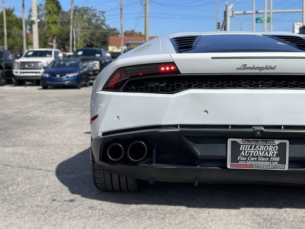 Used 2015 Lamborghini Huracan LP 610-4 AWD/4WD image 23