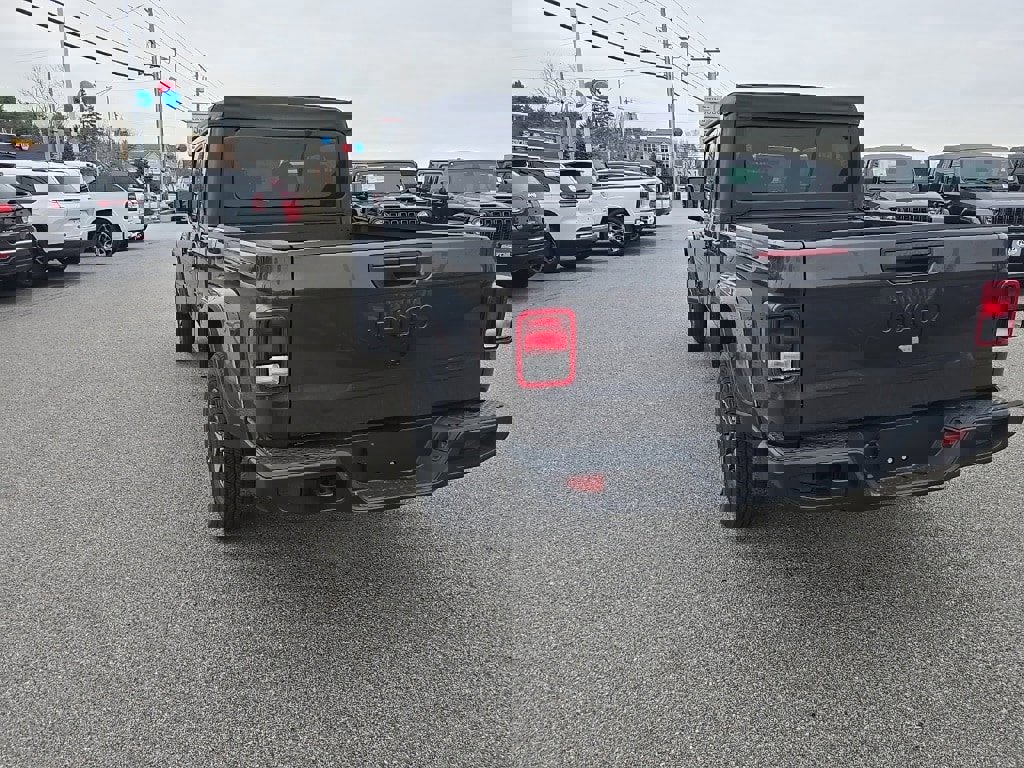 New 2026 Jeep Gladiator Sport image 5